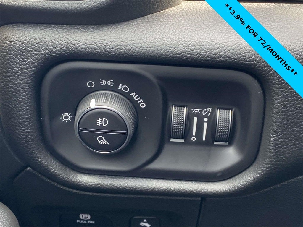 2025 RAM Ram 1500 RAM 1500 BIG HORN CREW CAB 4X4 5'7' BOX