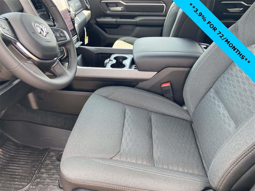 2025 RAM Ram 1500 RAM 1500 BIG HORN CREW CAB 4X4 5'7' BOX