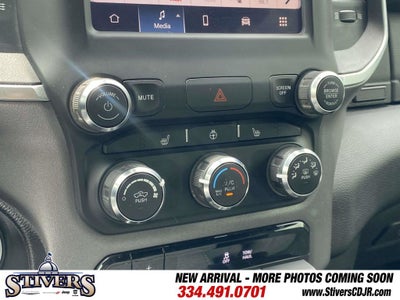 2023 RAM 1500 Big Horn Crew Cab 4x4 5'7' Box