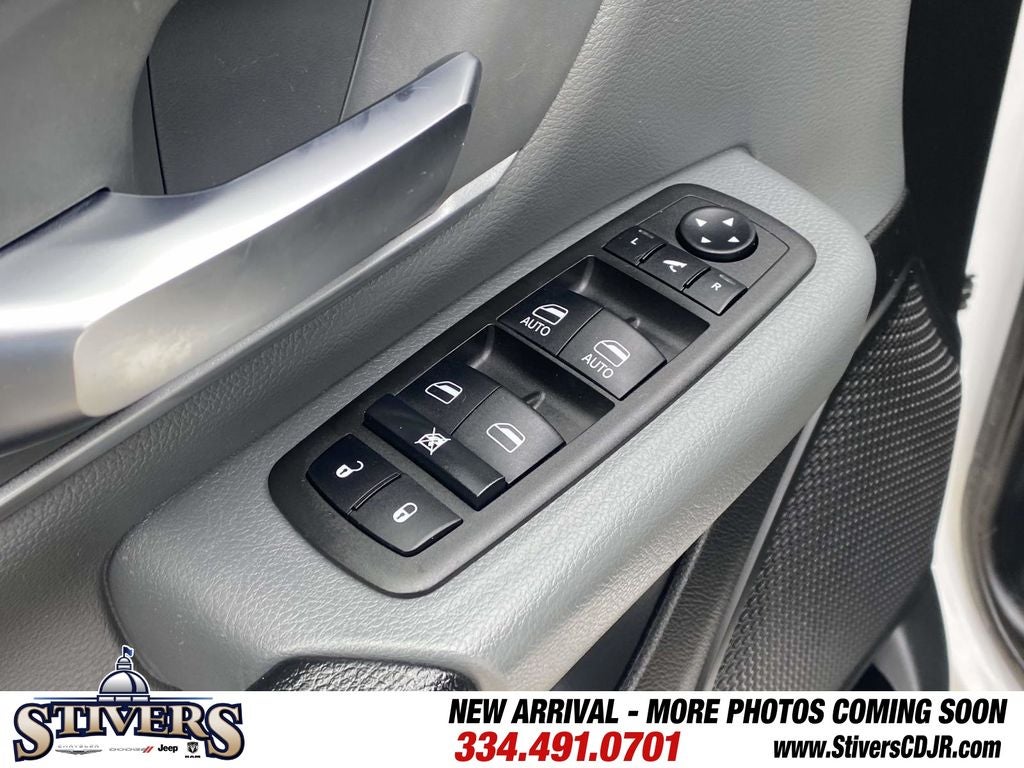 2023 RAM 1500 Big Horn Crew Cab 4x4 5'7' Box