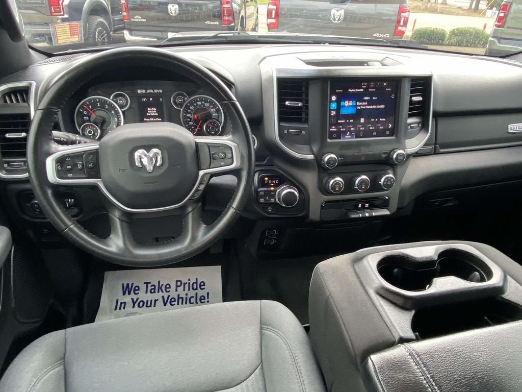 2022 RAM 1500 Big Horn Crew Cab 4x4 5'7' Box