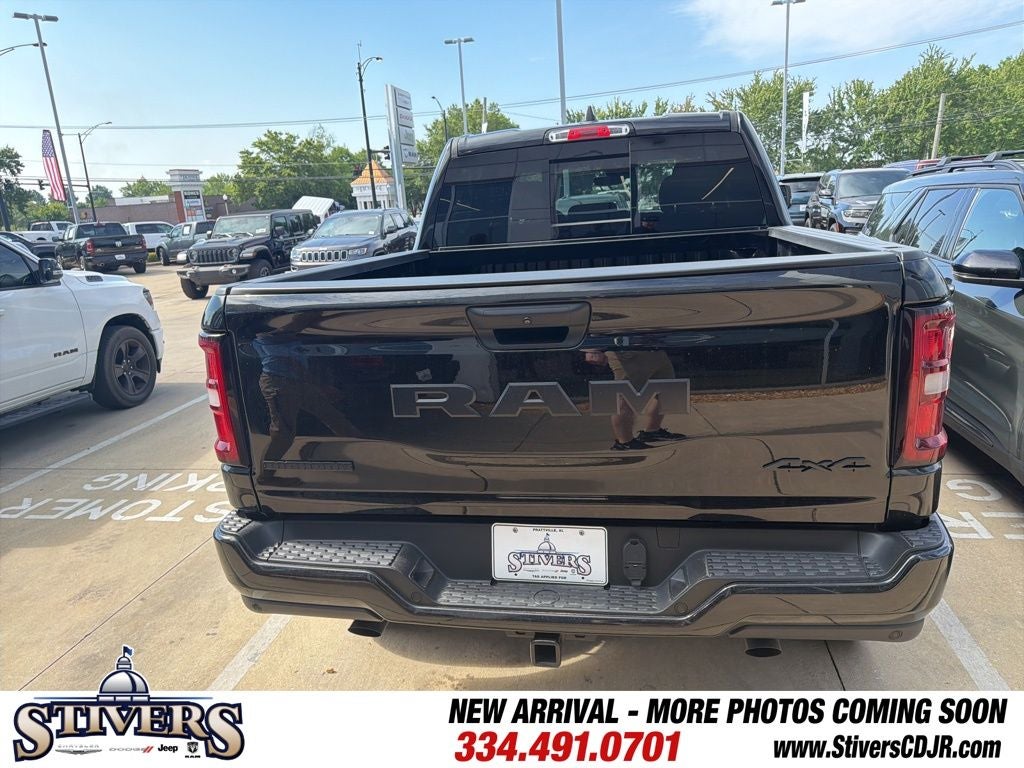 2025 RAM 1500 Big Horn Crew Cab 4x4 5'7' Box