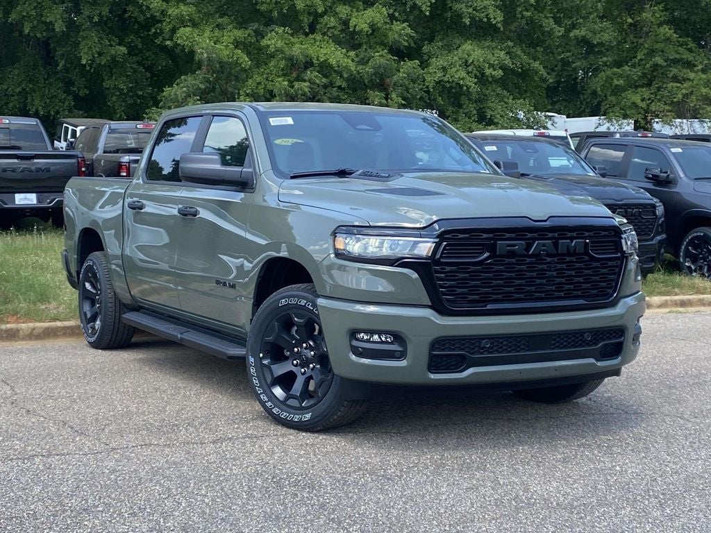 2026 RAM Ram 1500 RAM 1500 EXPRESS CREW CAB 4X4 5'7' BOX