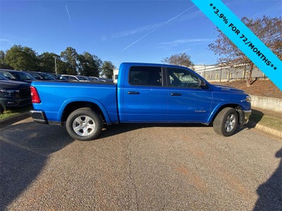 2025 RAM Ram 1500 RAM 1500 BIG HORN CREW CAB 4X4 5'7' BOX