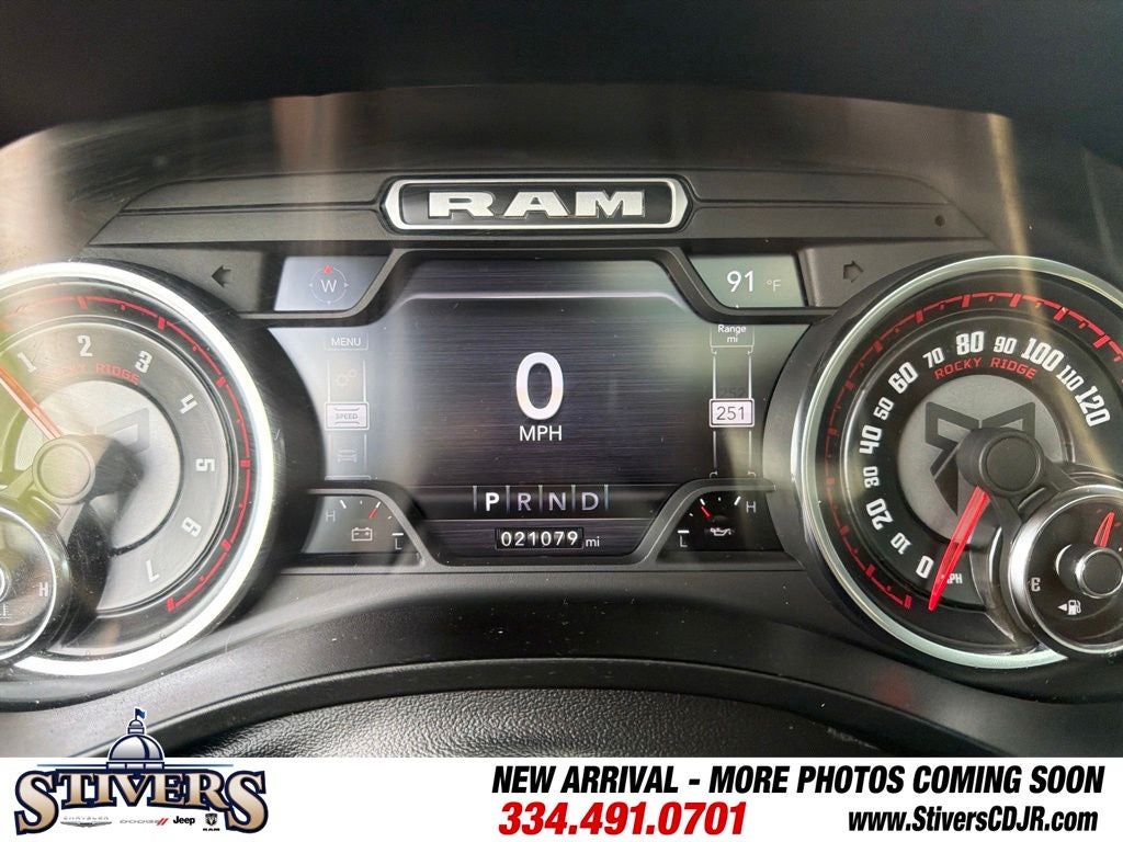 2022 RAM 1500 Big Horn Crew Cab 4x4 5'7' Box
