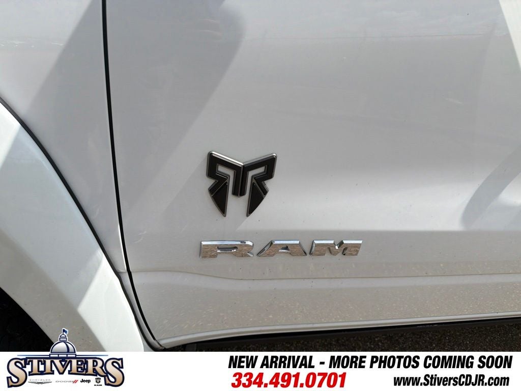 2022 RAM 1500 Big Horn Crew Cab 4x4 5'7' Box