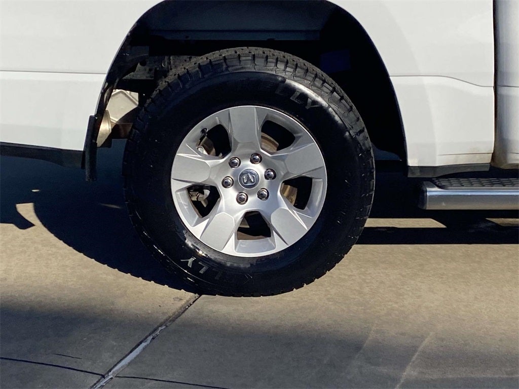 2021 RAM 1500 Big Horn Crew Cab 4x4 5'7' Box