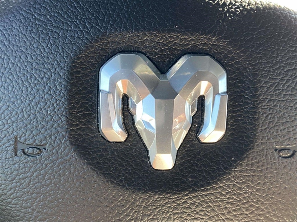 2021 RAM 1500 Big Horn Crew Cab 4x4 5'7' Box