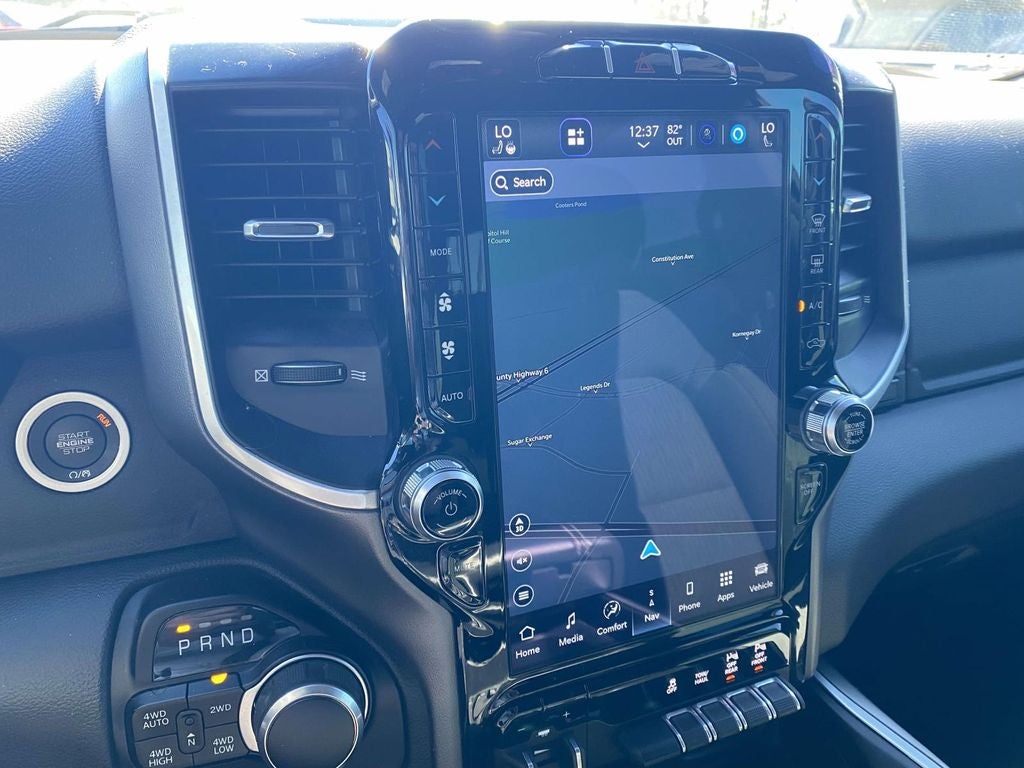 2022 RAM 1500 Big Horn Crew Cab 4x4 5'7' Box