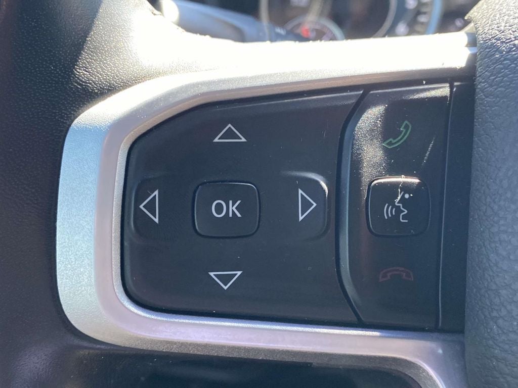 2022 RAM 1500 Big Horn Crew Cab 4x4 5'7' Box