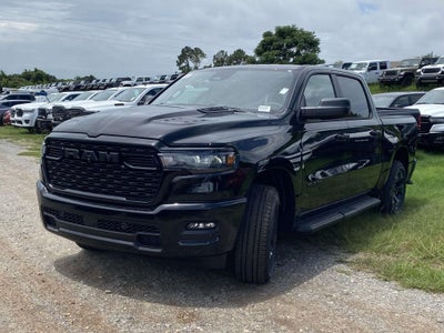 2026 RAM Ram 1500 RAM 1500 EXPRESS CREW CAB 4X4 5'7' BOX