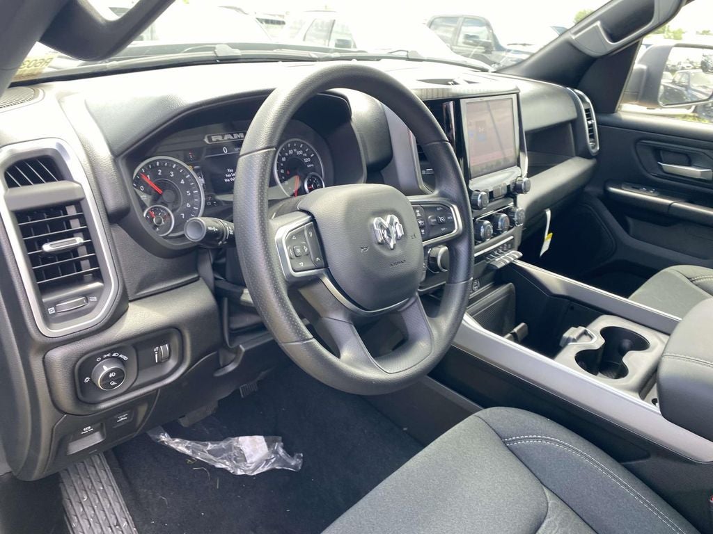 2026 RAM Ram 1500 RAM 1500 EXPRESS CREW CAB 4X4 5'7' BOX