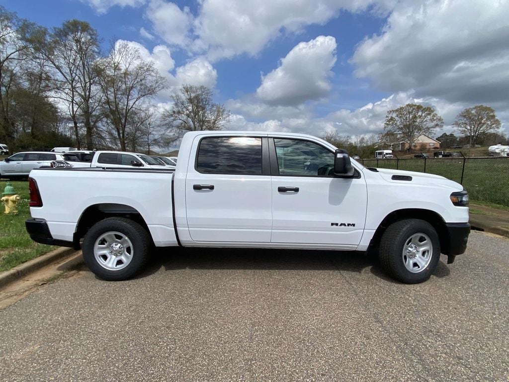 2026 RAM Ram 1500 RAM 1500 TRADESMAN CREW CAB 4X4 5'7' BOX