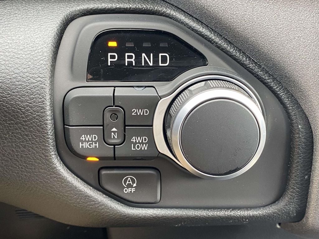 2026 RAM Ram 1500 RAM 1500 TRADESMAN CREW CAB 4X4 5'7' BOX