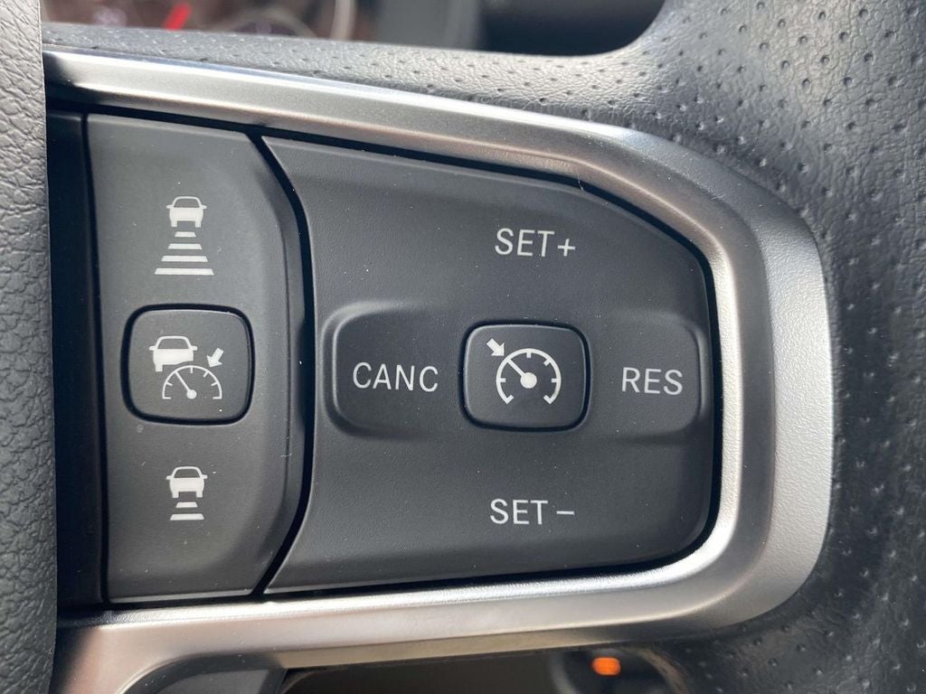 2026 RAM Ram 1500 RAM 1500 TRADESMAN CREW CAB 4X4 5'7' BOX