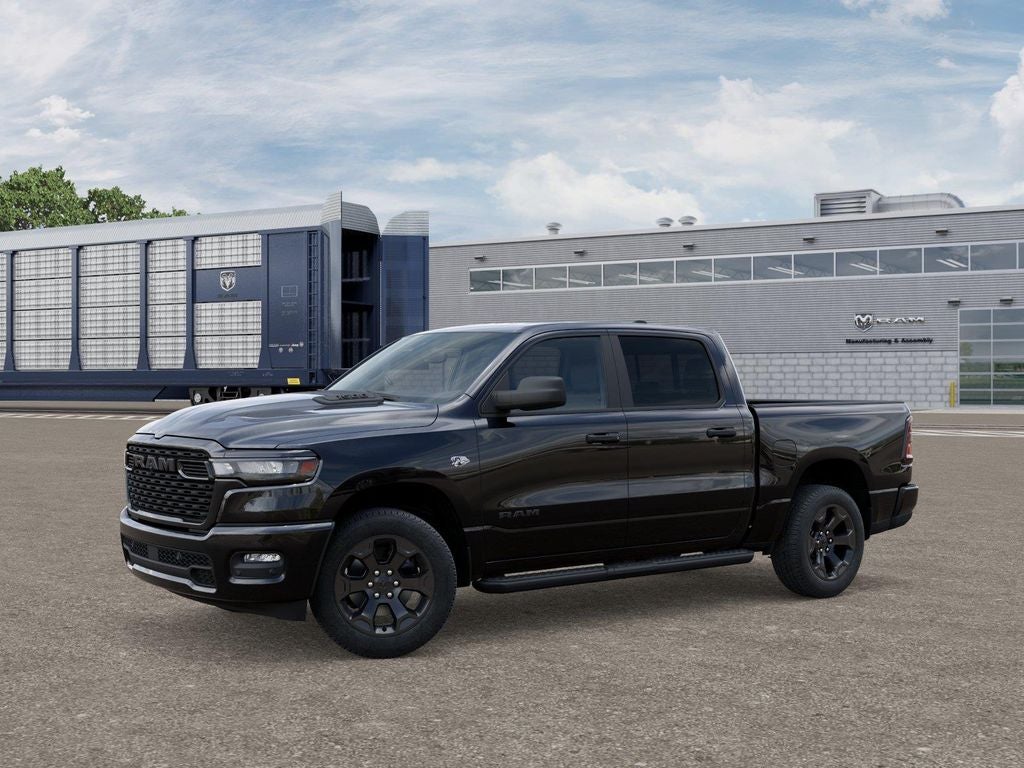 2026 RAM Ram 1500 RAM 1500 EXPRESS CREW CAB 4X4 5'7' BOX