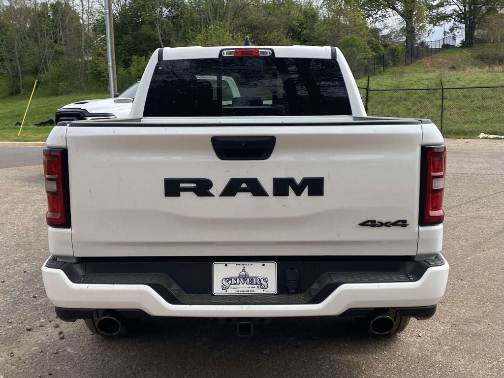 2026 RAM Ram 1500 RAM 1500 EXPRESS CREW CAB 4X4 5'7' BOX