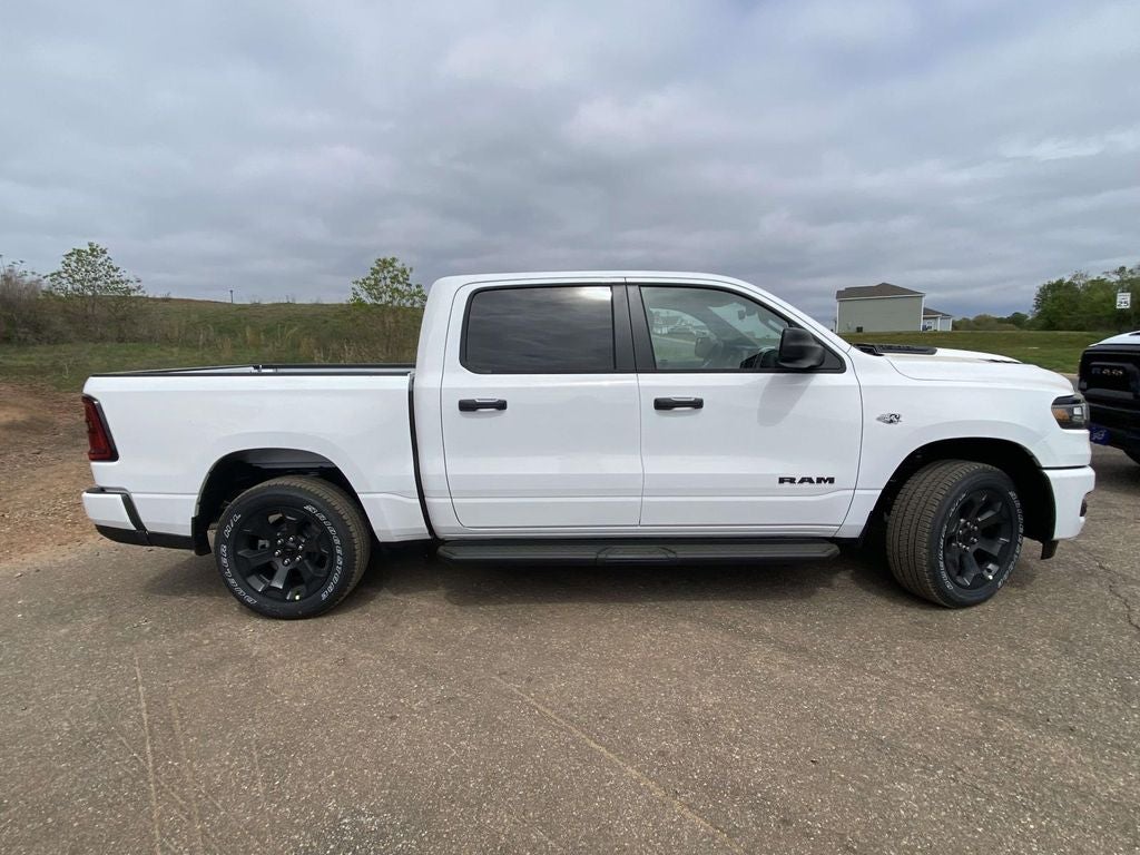 2026 RAM Ram 1500 RAM 1500 EXPRESS CREW CAB 4X4 5'7' BOX