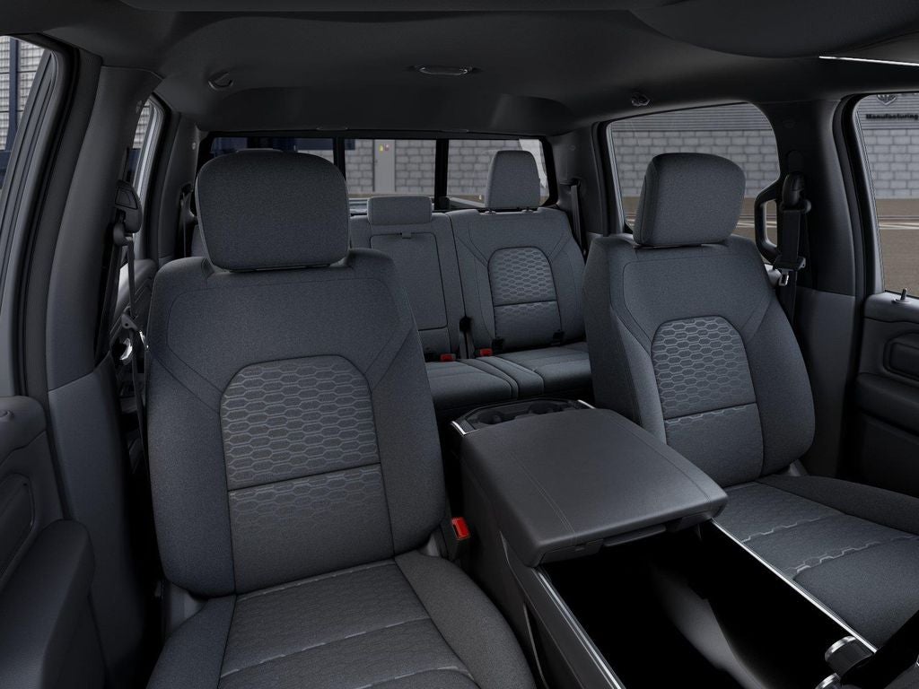 2026 RAM Ram 1500 RAM 1500 EXPRESS CREW CAB 4X4 5'7' BOX