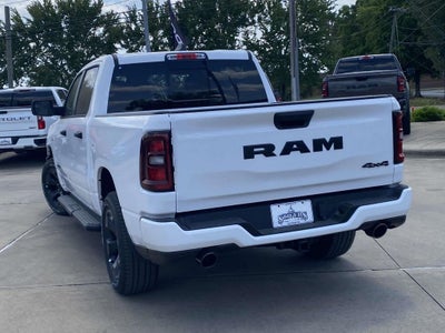2026 RAM Ram 1500 RAM 1500 EXPRESS CREW CAB 4X4 5'7' BOX