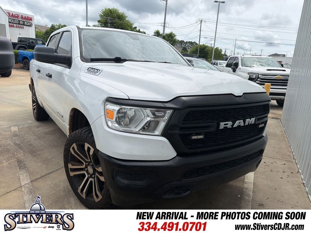2019 RAM 1500 Tradesman Crew Cab 4x4 5'7' Box