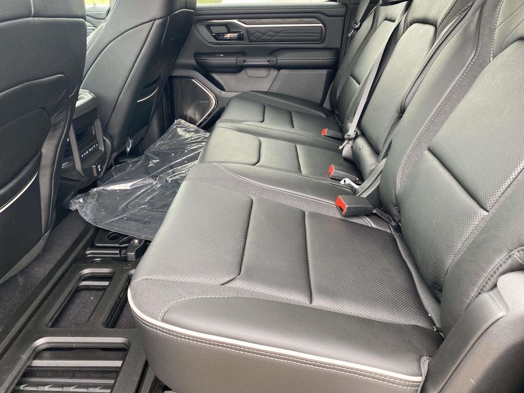 2026 RAM Ram 1500 RAM 1500 LIMITED CREW CAB 4X4 5'7' BOX