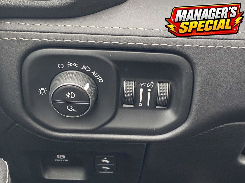 2026 RAM 1500 RAM 1500 LIMITED CREW CAB 4X4 5'7' BOX