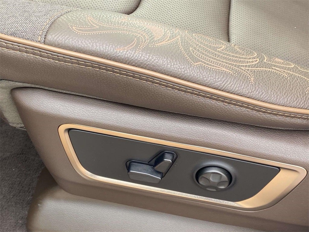 2026 RAM Ram 1500 RAM 1500 LIMITED LONGHORN CREW CAB 4X4 5'7' BOX