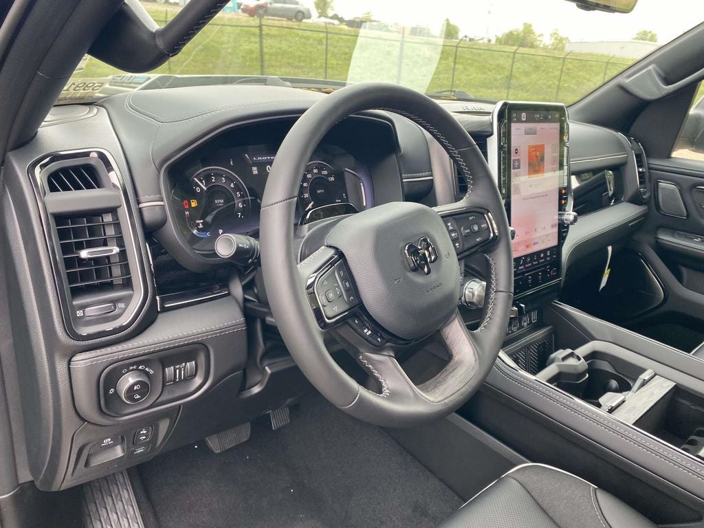 2026 RAM Ram 1500 RAM 1500 LIMITED CREW CAB 4X4 5'7' BOX