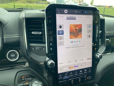 2026 RAM Ram 1500 RAM 1500 LIMITED CREW CAB 4X4 5'7' BOX