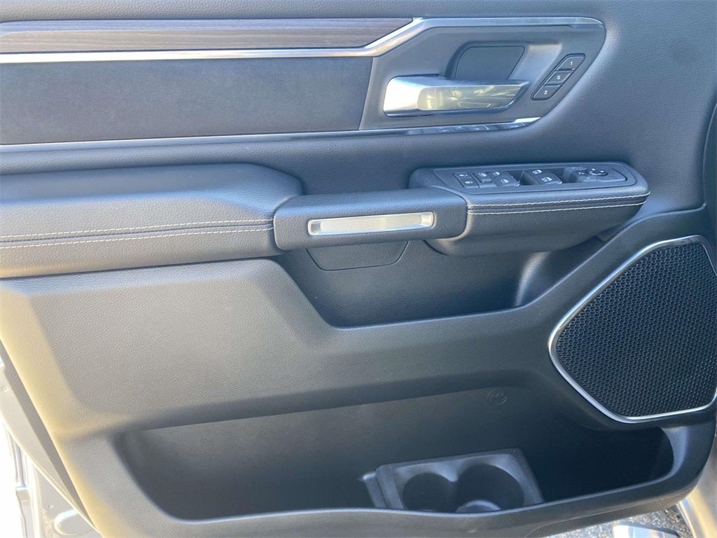 2025 RAM Ram 1500 RAM 1500 LARAMIE CREW CAB 4X4 5'7' BOX