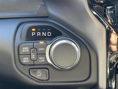 2025 RAM Ram 1500 RAM 1500 LARAMIE CREW CAB 4X4 5'7' BOX