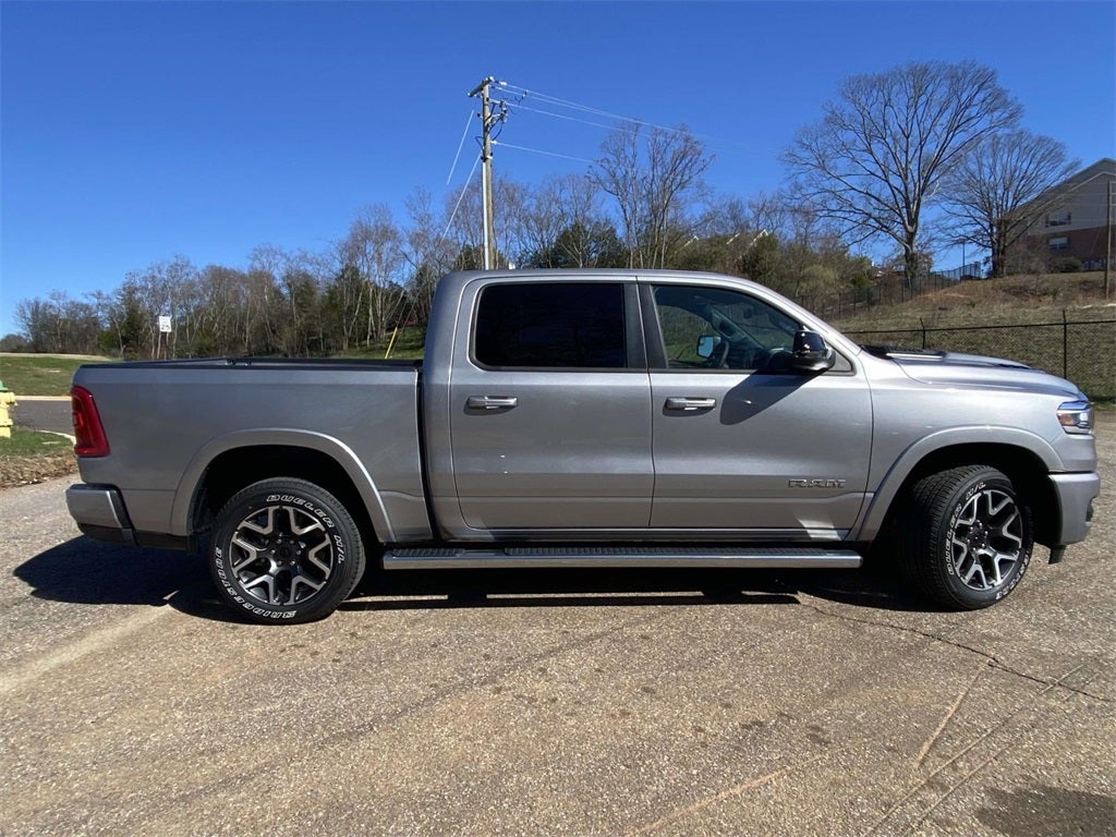 2025 RAM Ram 1500 RAM 1500 LARAMIE CREW CAB 4X4 5'7' BOX