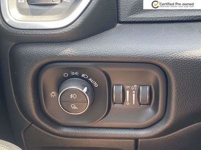2025 RAM 1500 Laramie Crew Cab 4x4 5'7' Box
