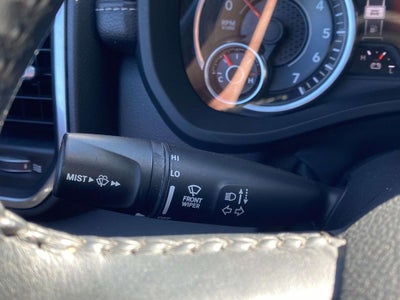 2023 RAM 1500 Laramie Crew Cab 4x4 5'7' Box