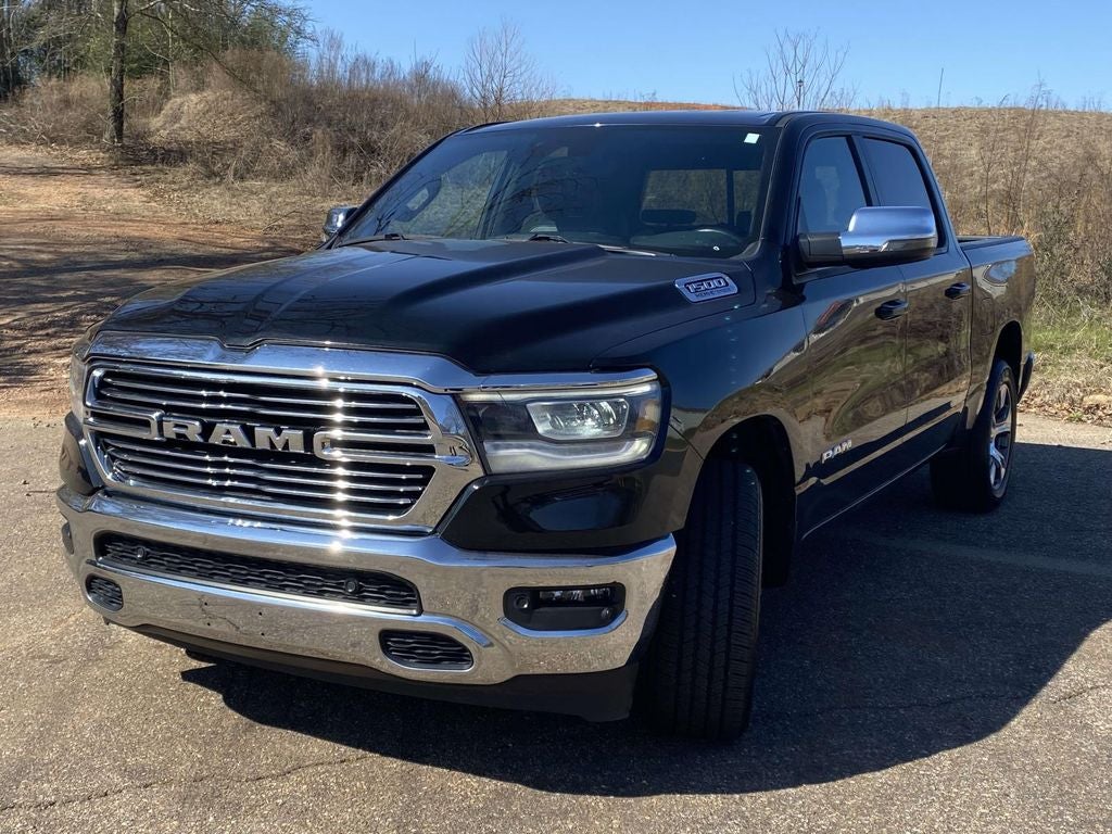 2023 RAM 1500 Laramie Crew Cab 4x4 5'7' Box