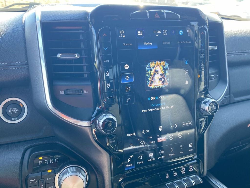 2023 RAM 1500 Laramie Crew Cab 4x4 5'7' Box