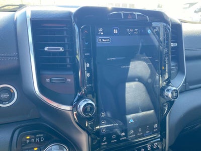 2023 RAM 1500 Laramie Crew Cab 4x4 5'7' Box