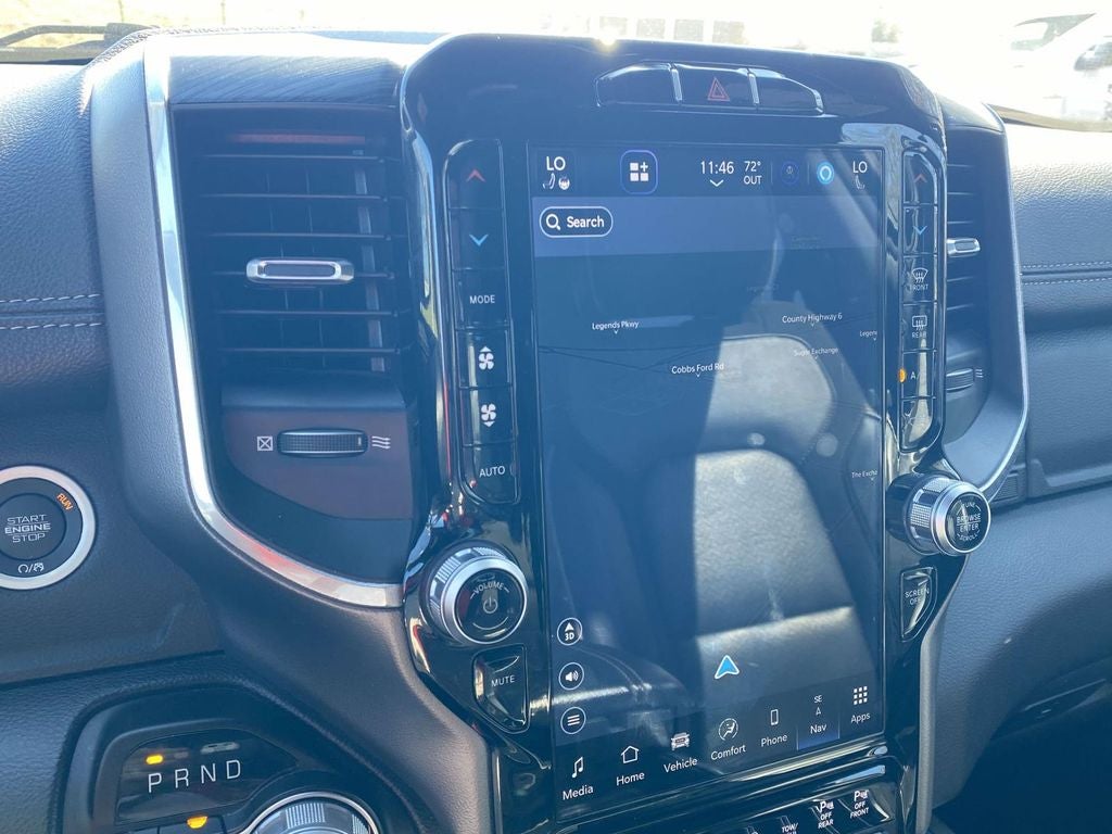 2023 RAM 1500 Laramie Crew Cab 4x4 5'7' Box