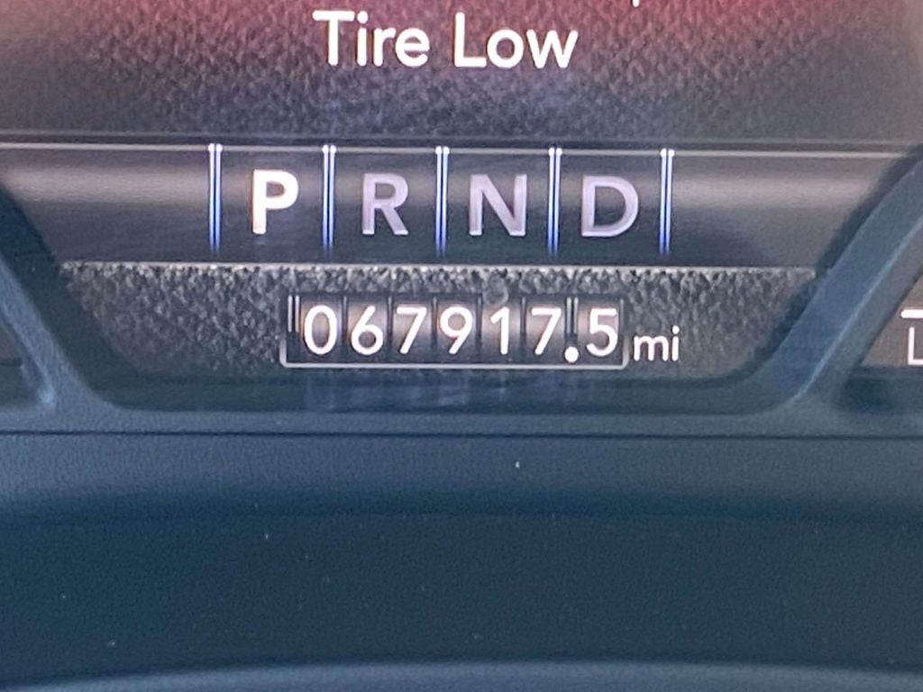 2023 RAM 1500 Laramie Crew Cab 4x4 5'7' Box