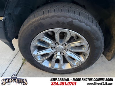 2023 RAM 1500 Laramie Crew Cab 4x4 5'7' Box