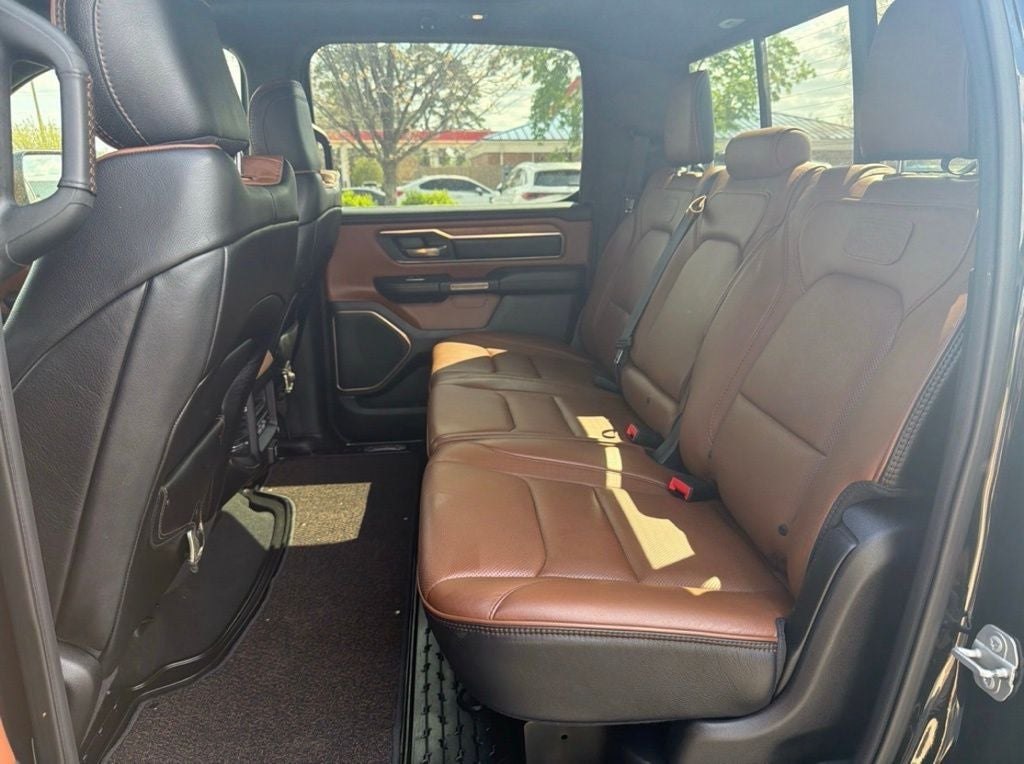 2019 RAM 1500 Longhorn Crew Cab 4x4 5'7' Box