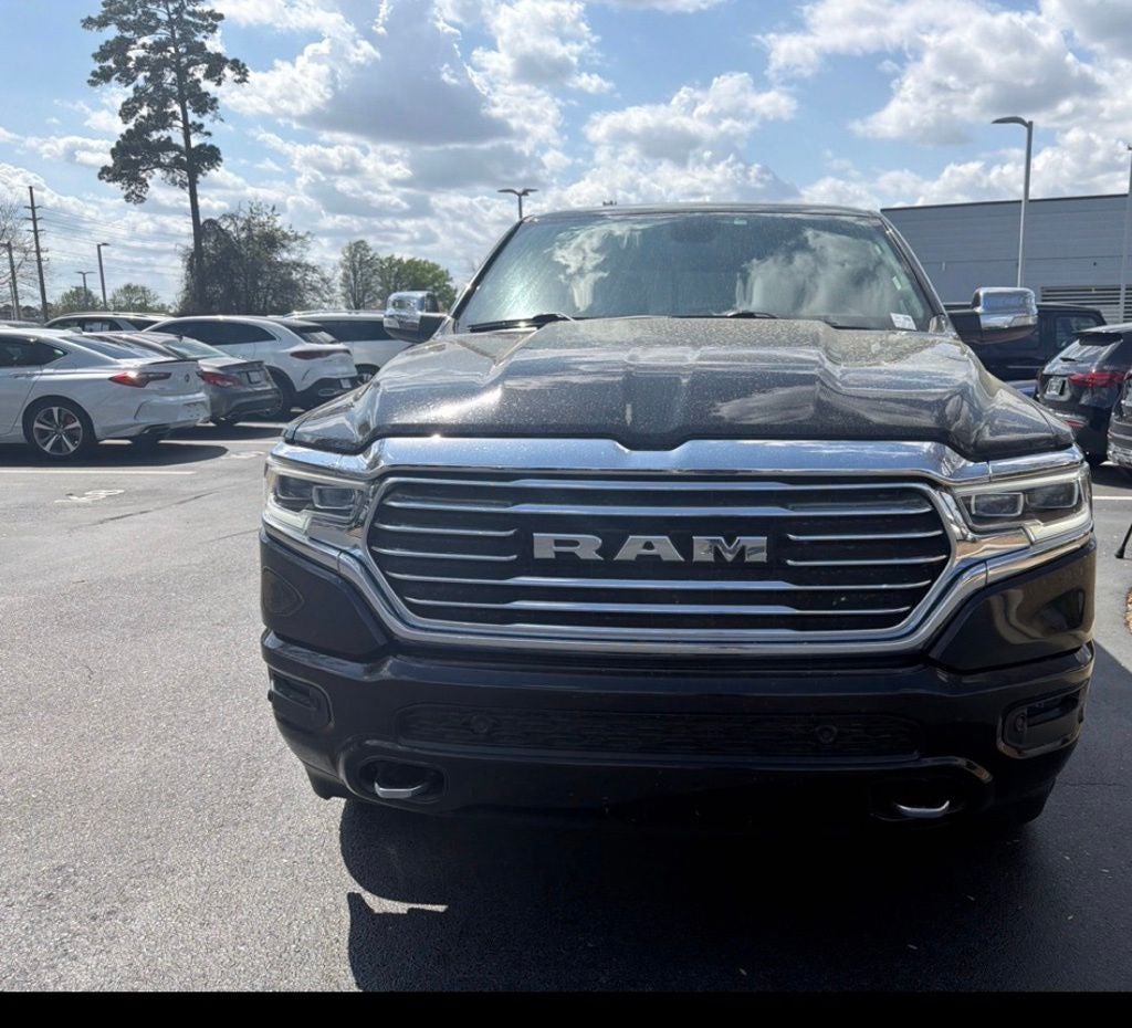 2019 RAM 1500 Longhorn Crew Cab 4x4 5'7' Box