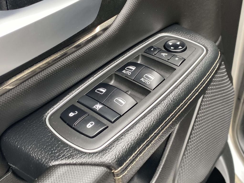 2021 RAM 1500 Rebel Crew Cab 4x4 5'7' Box