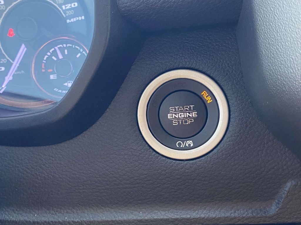 2020 RAM 1500 Rebel Crew Cab 4x4 5'7' Box