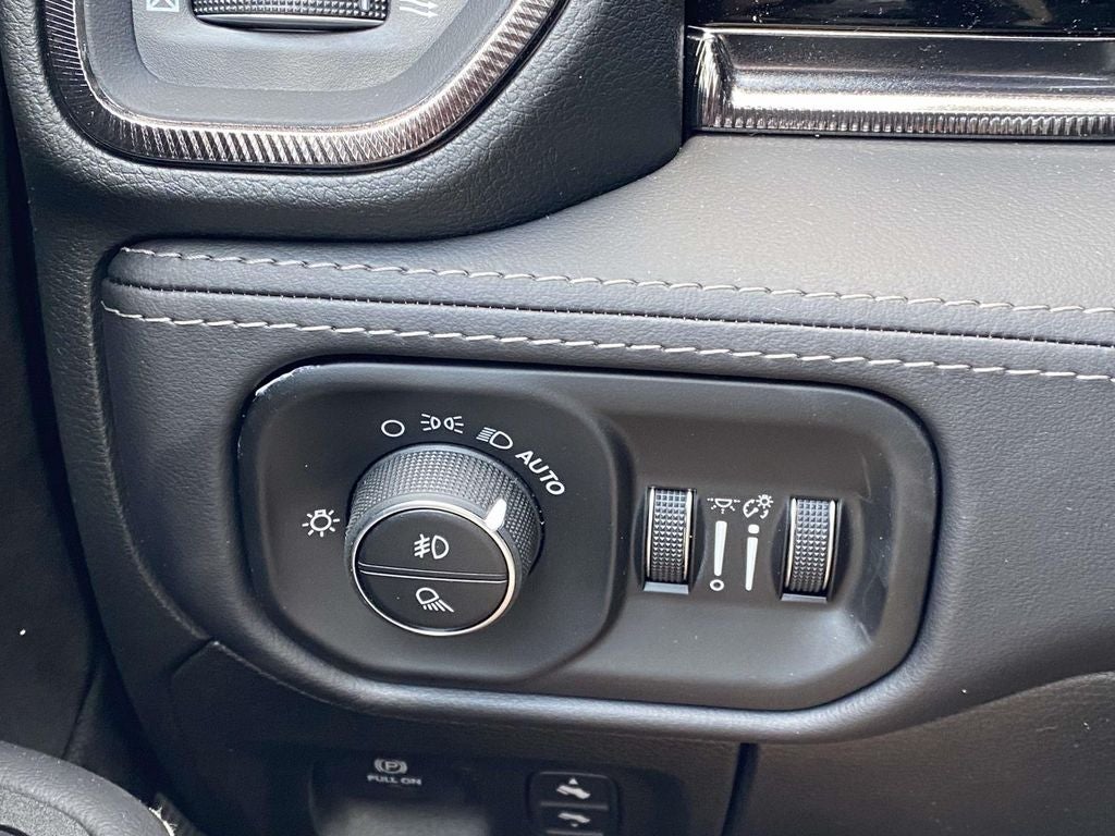 2026 RAM Ram 1500 RAM 1500 RHO CREW CAB 4X4 5'7' BOX