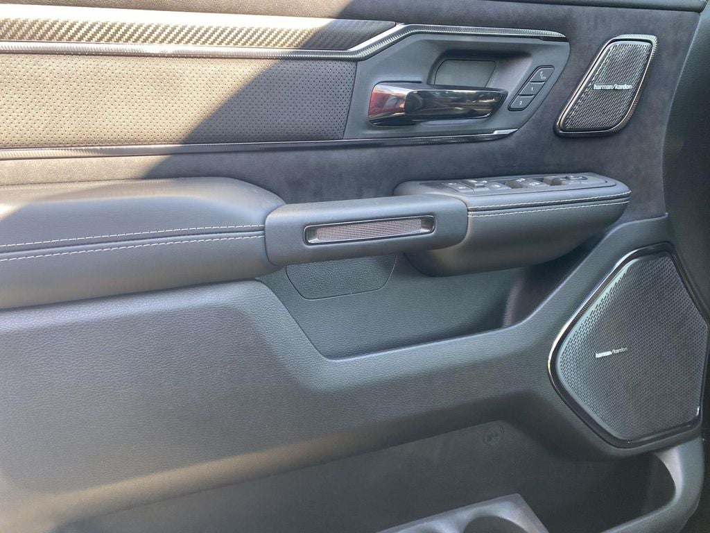 2025 RAM Ram 1500 RAM 1500 RHO CREW CAB 4X4 5'7' BOX