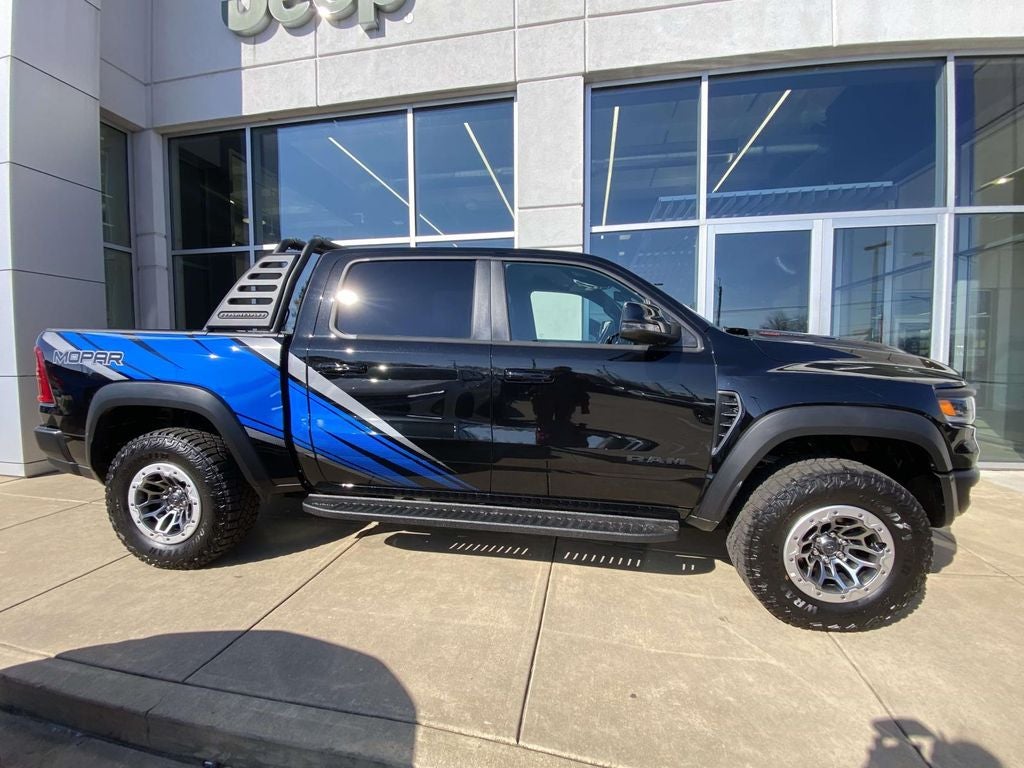 2025 RAM Ram 1500 RAM 1500 RHO CREW CAB 4X4 5'7' BOX