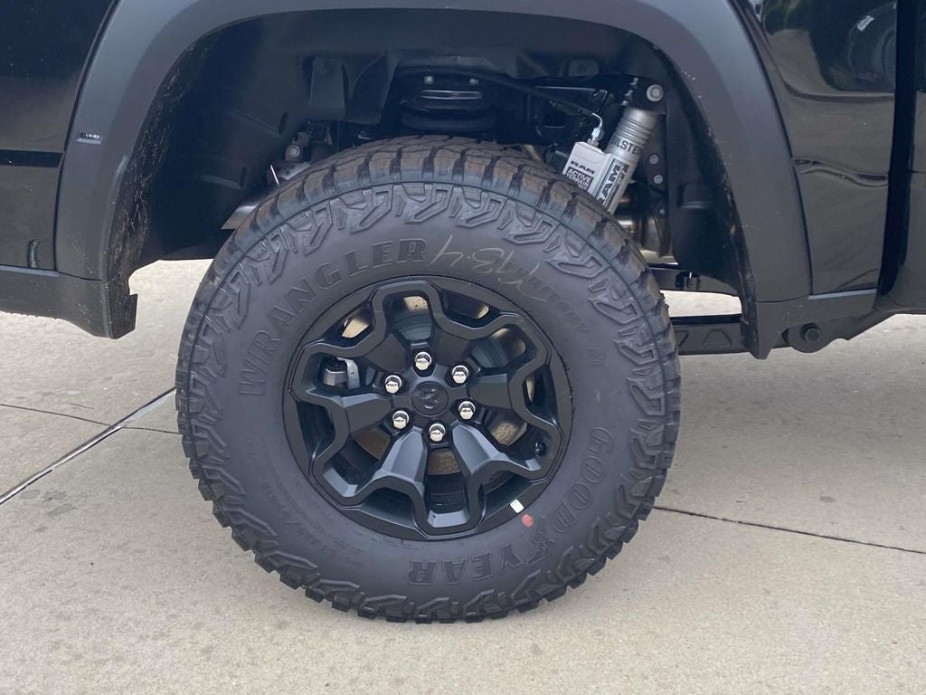 2026 RAM Ram 1500 RAM 1500 RHO CREW CAB 4X4 5'7' BOX