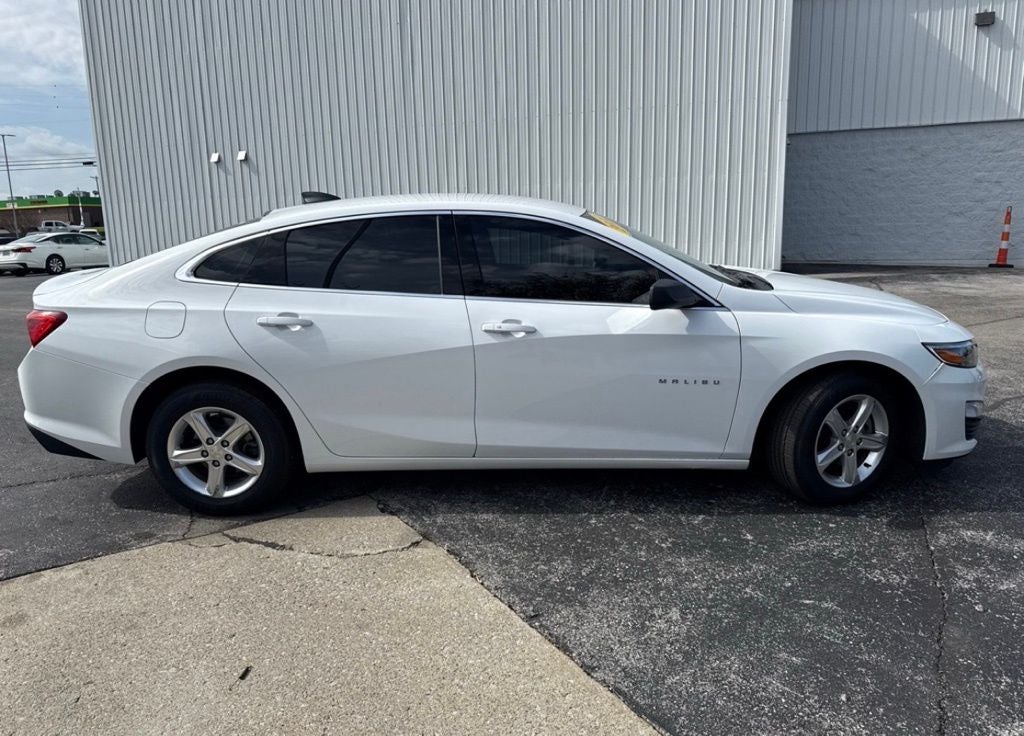 2022 Chevrolet Malibu FWD LS